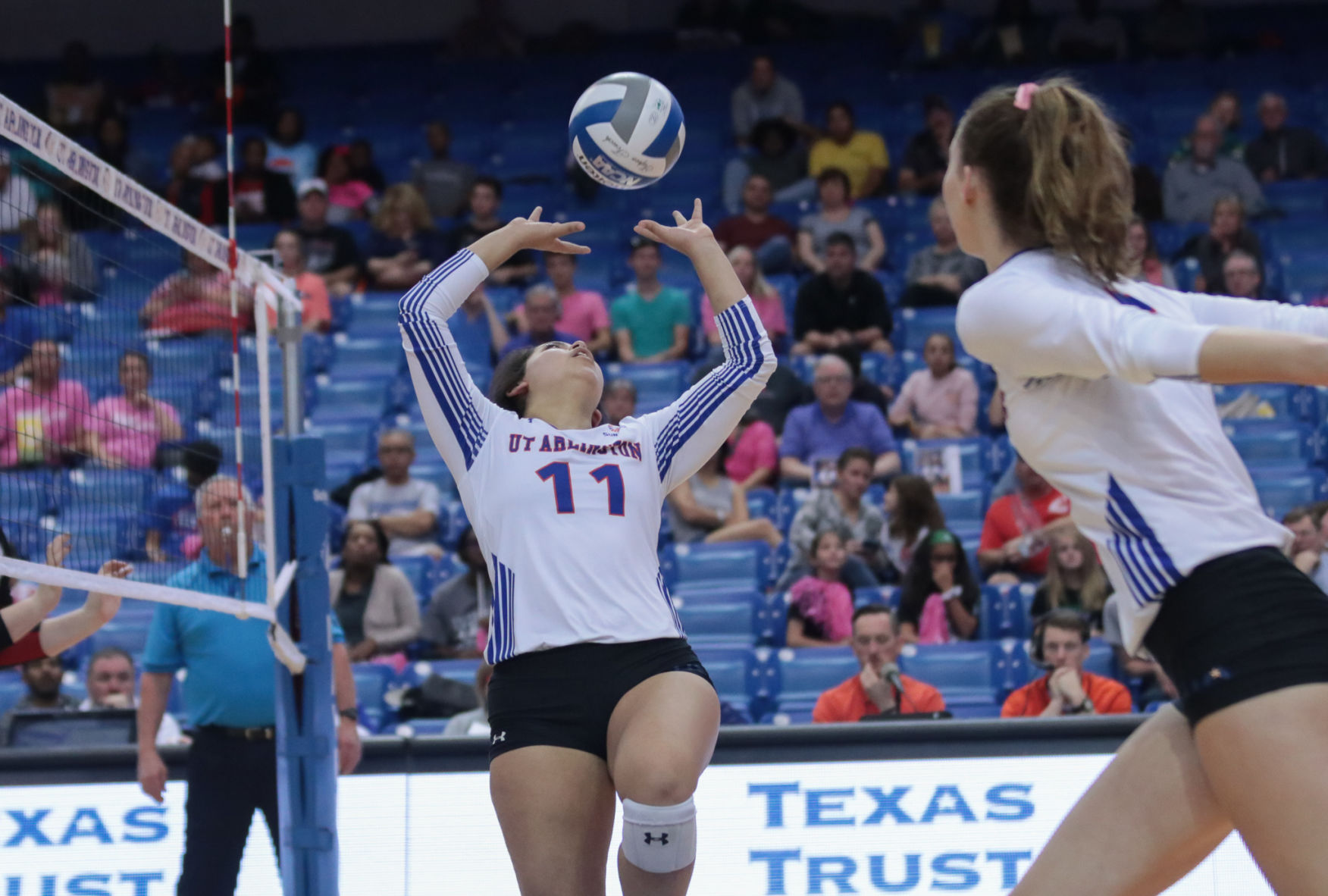 UTA volleyball loses against University of Louisiana at Lafayette